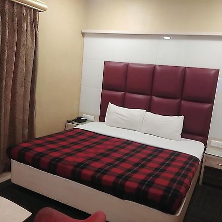 Hotel Manoranjan Inn Lucknow Exterior photo