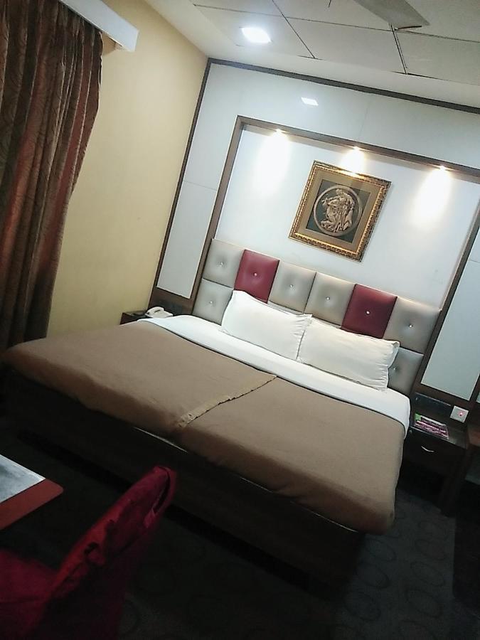 Hotel Manoranjan Inn Lucknow Exterior photo